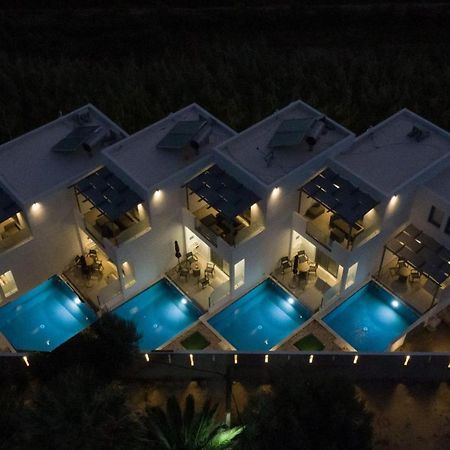 Skyros Blue Suites エクステリア 写真