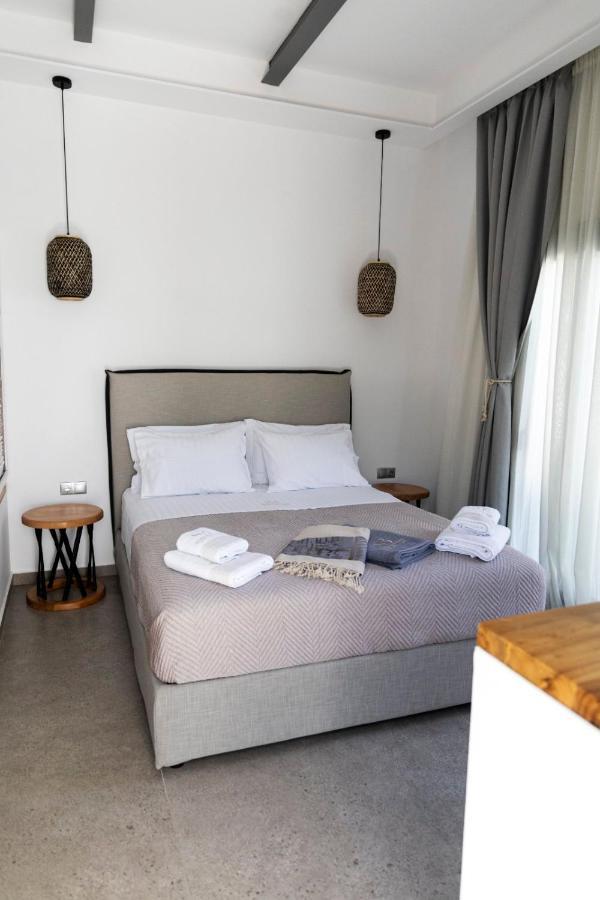 Skyros Blue Suites エクステリア 写真