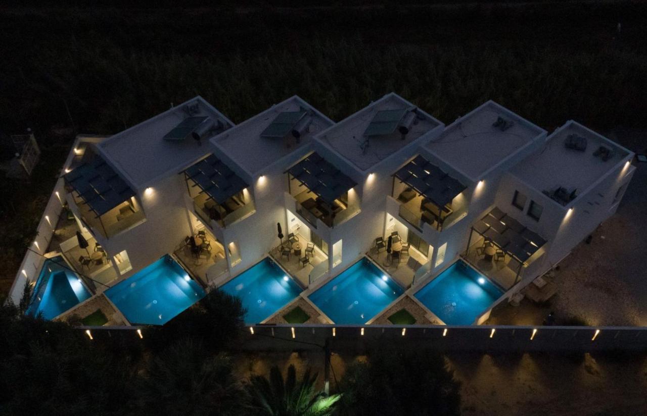 Skyros Blue Suites エクステリア 写真