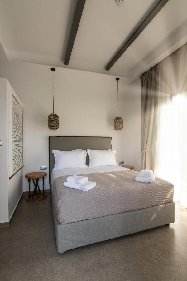 Skyros Blue Suites エクステリア 写真