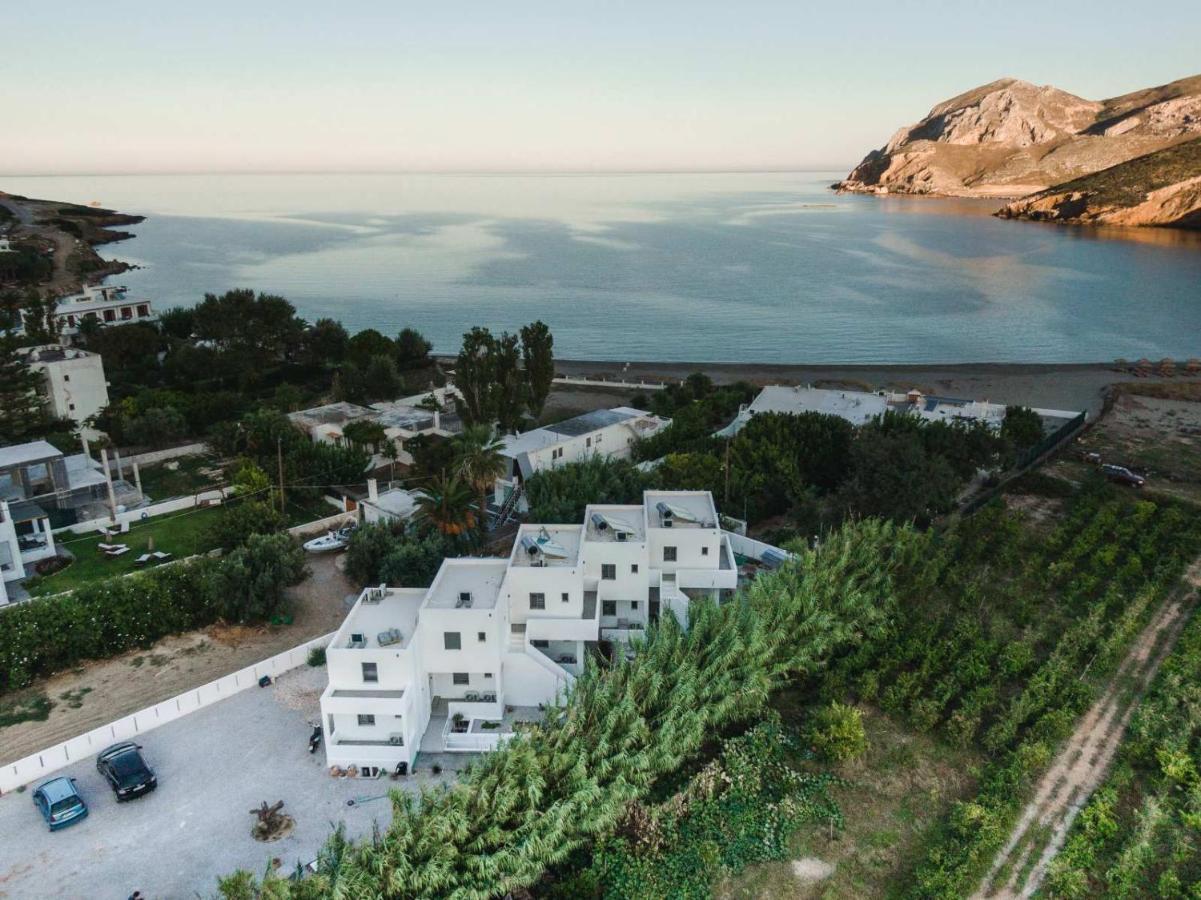 Skyros Blue Suites エクステリア 写真